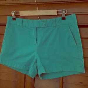 Vineyard Vines Green Shorts 💚